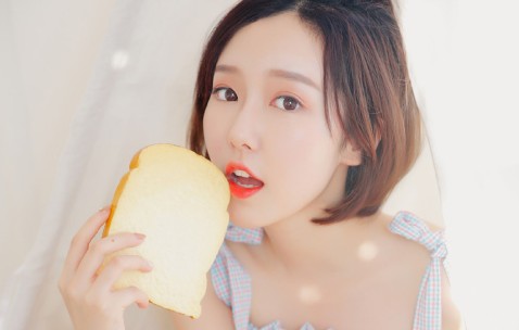 几个月开始添加辅食比较好（6个月宝宝一天吃几次辅食合适）